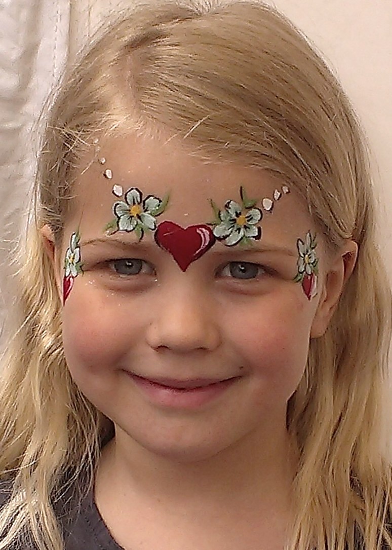 facepainted child